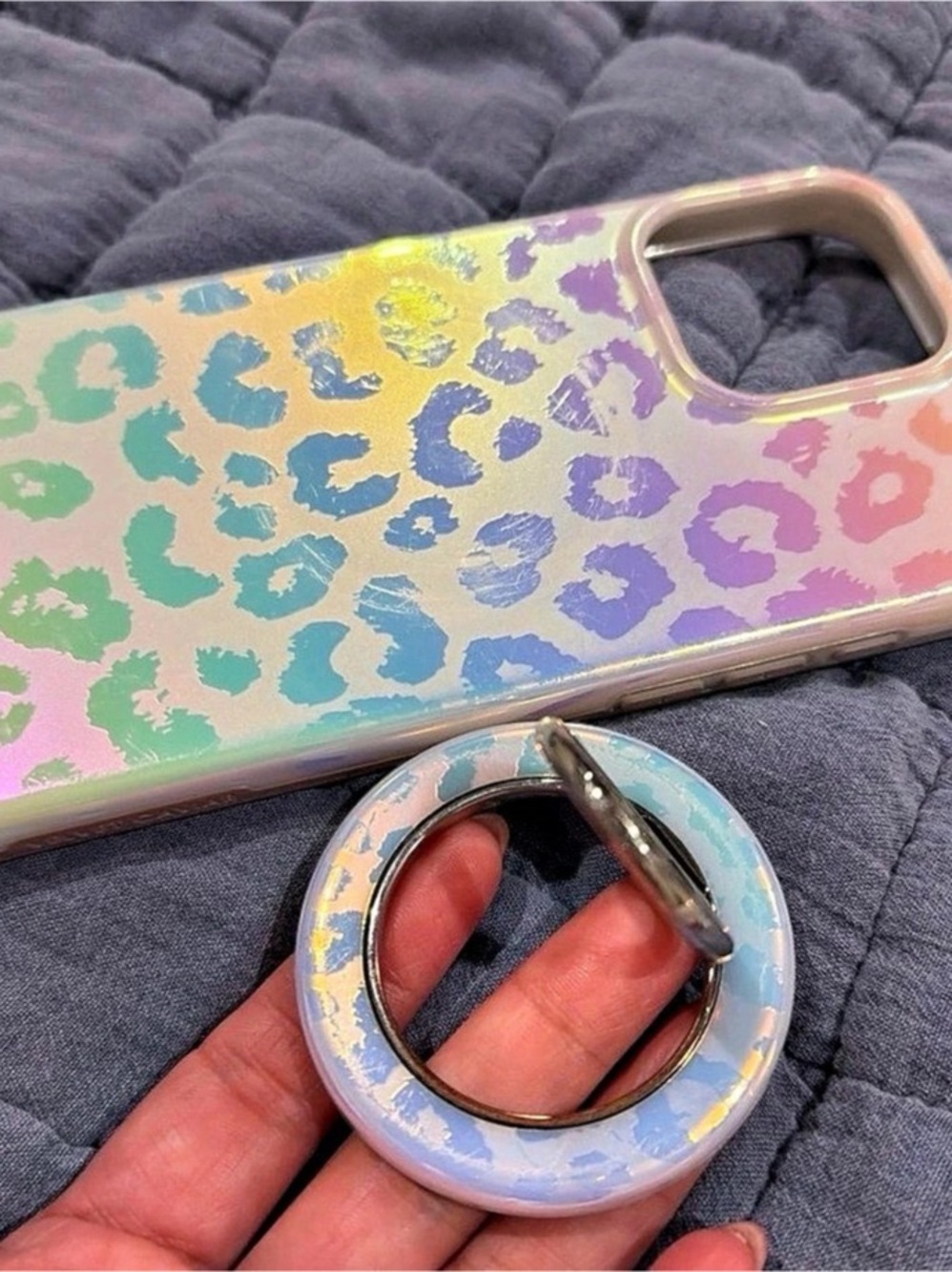Velvet Caviar Rainbow Leopard MagSafe Case Multicolor iPhone 16 ProMax with ring
